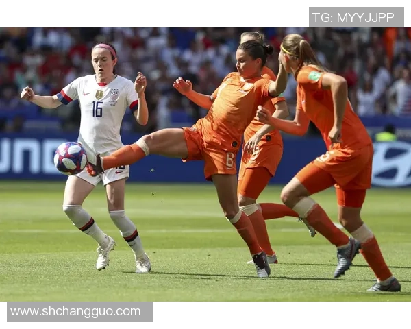 美国女足球员获奖排行榜揭晓 她们的荣耀与成就引领世界足球新风潮